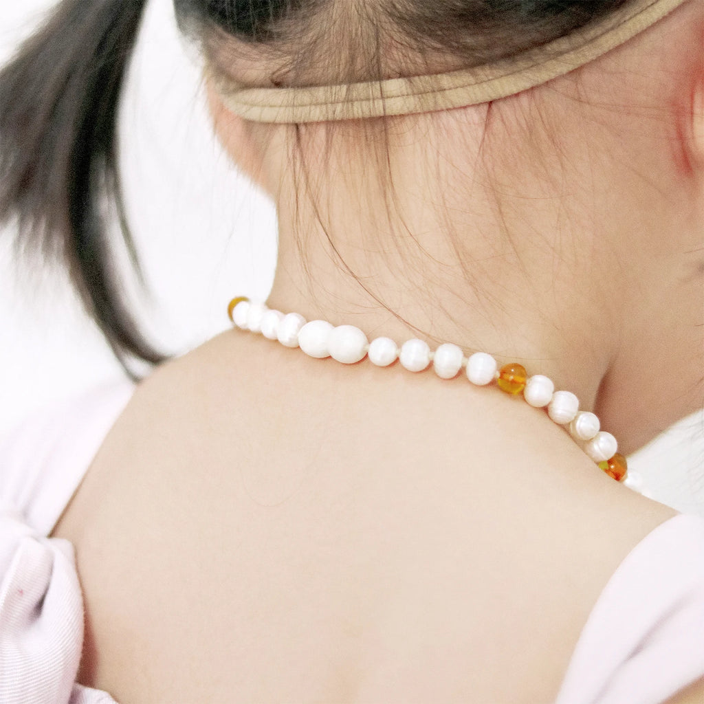 White Freshwater Pearl Kids Necklace with Baltic Amber 6mm - P2