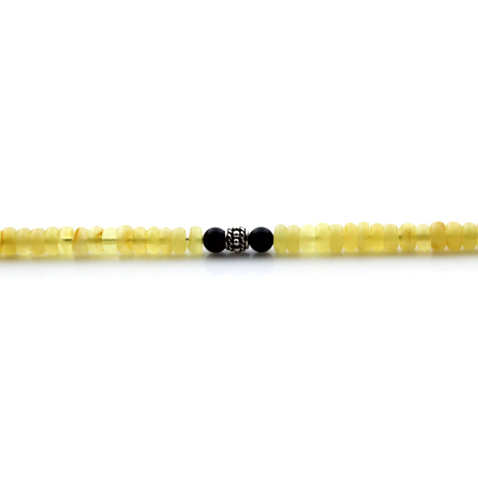 Adult Baltic Amber & 925 Sterling Silver Clasp Bracelet 18cm. SB109